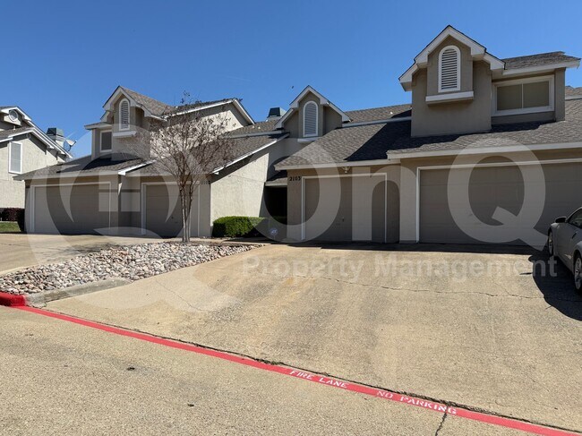 Building Photo - 8400 Hickory St Unit 2103