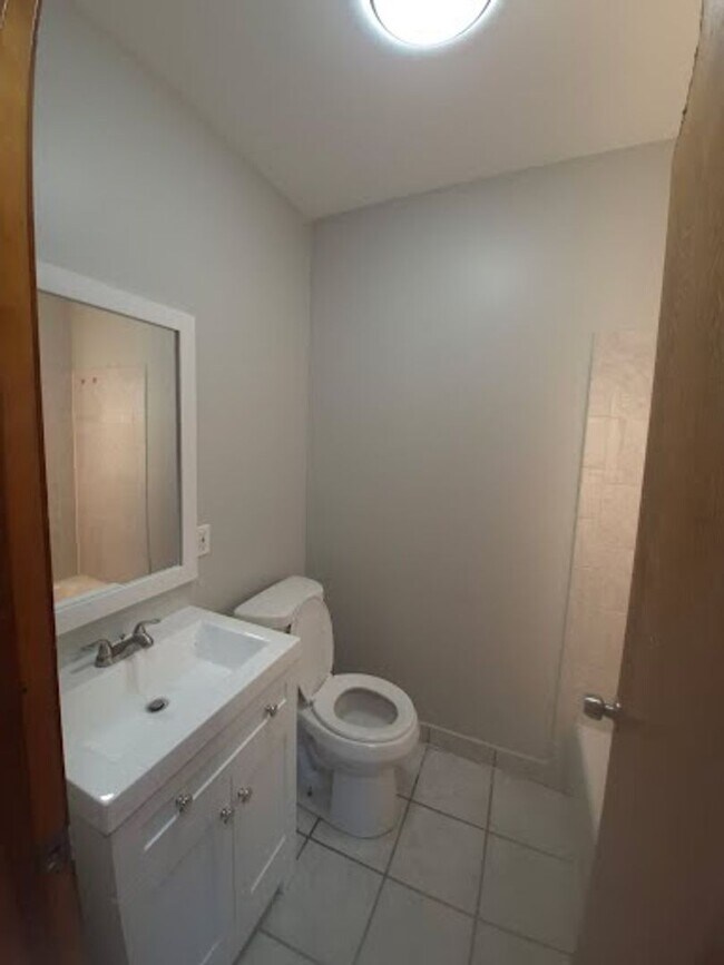 Photo - 1048 N Cicero Ave Unidad 1048-3F