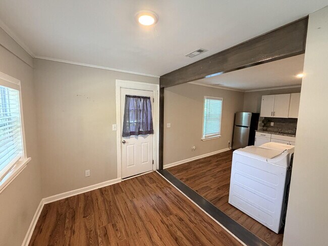 10 Rockmart Dr NW