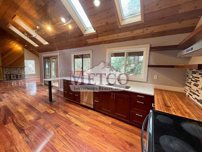 Photo - 24401 Unit 212