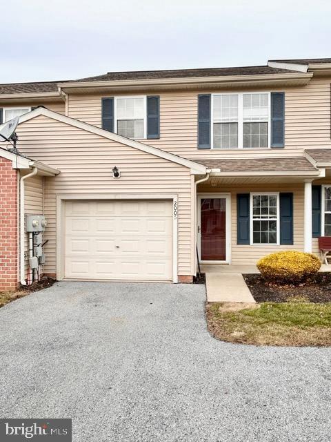 Photo - 2005 Greystone Dr