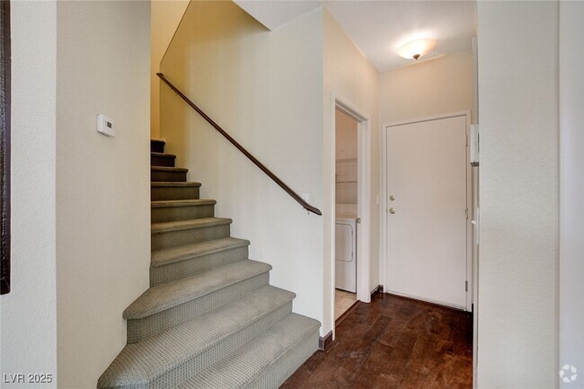 Building Photo - 251 S Green Valley Pkwy Unit 2311 Rental