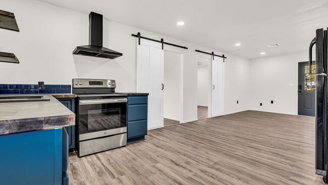 Photo - 925 C Three Bedroom Duplex