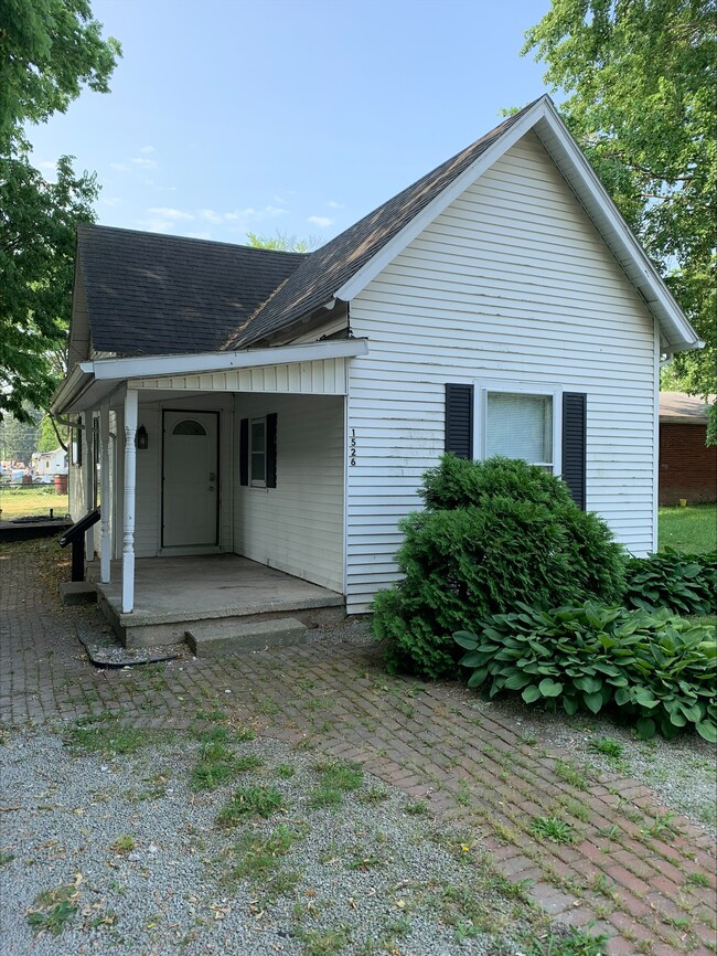 Photo - 1526 E 36th St House