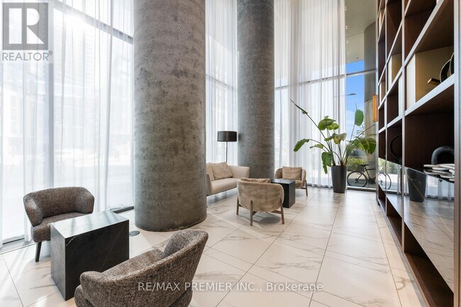 Photo - 950 Portage Pkwy Unité 4303