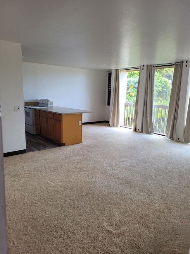 Building Photo - 2bdrm 1bth 1pkg located in Beautiful Makaha Valley Plantation Unit 137-B