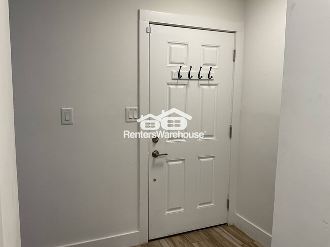 Photo - 951 Hollywood St Unit Apt D