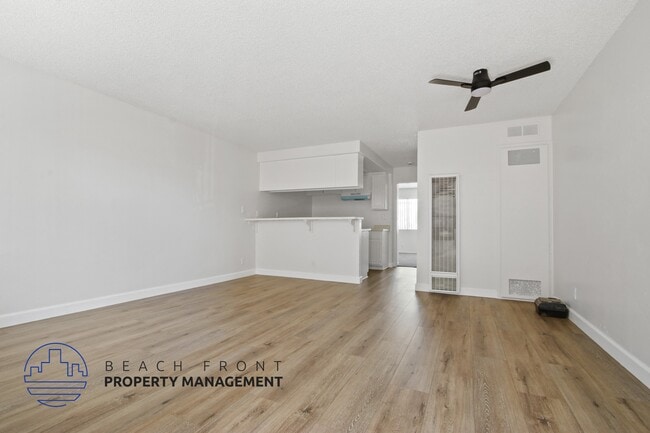 Photo - 1555-1557 Carson St.