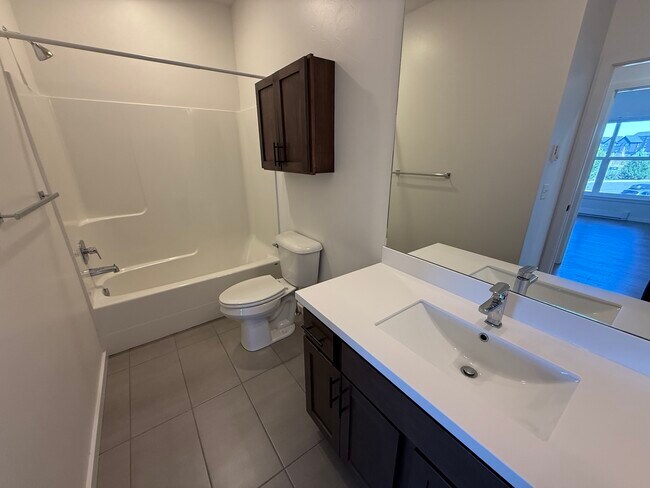 Photo - 2420 Tschache Ln