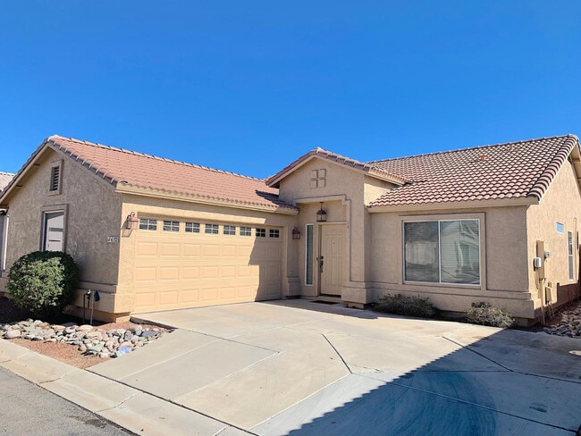 Building Photo - 4132 E Chambers St