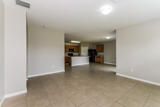 Photo - 449 SW 19th St