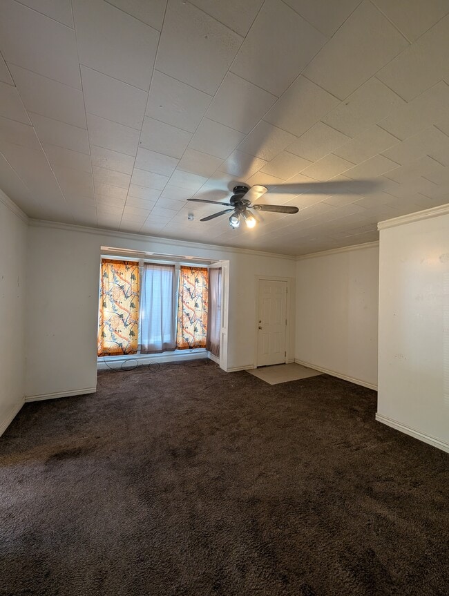 Photo - 138 N Main St Unit Back