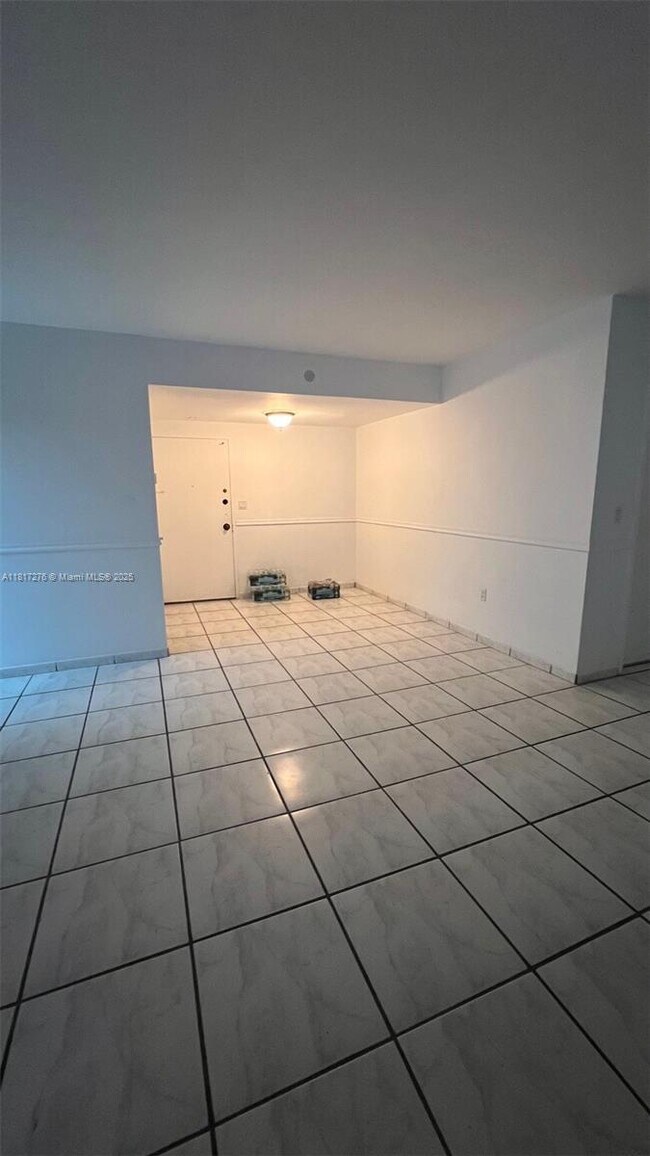 Photo - 5825 Collins Ave Apartment Unit 6A