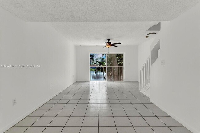 Photo - 205 Riviera Cir Unit 40-6