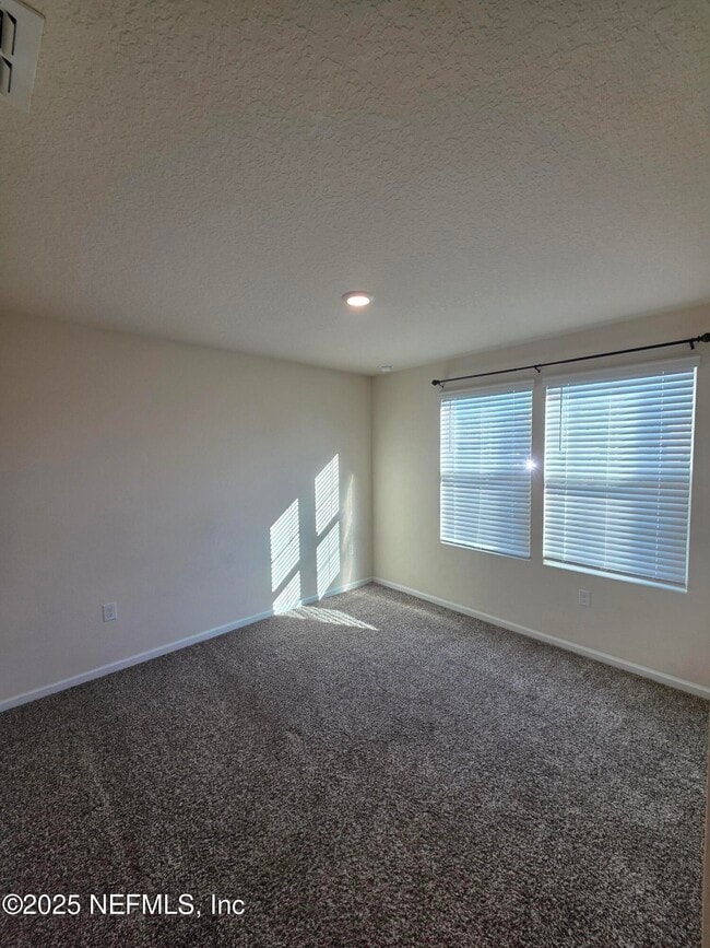 Photo - 70200 Roseapple Ct