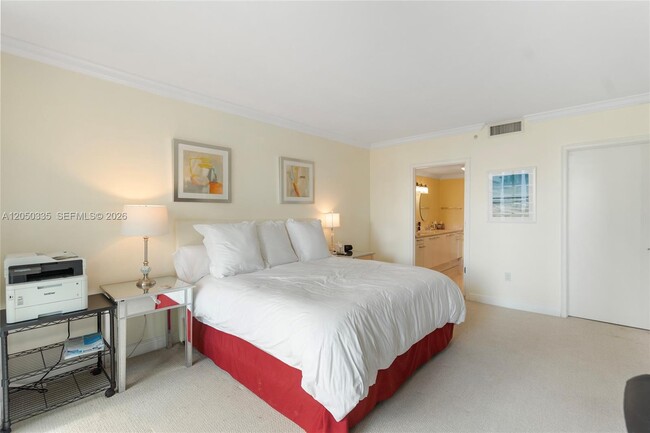 Photo - 3350 SW 27th Ave Unidad 1003