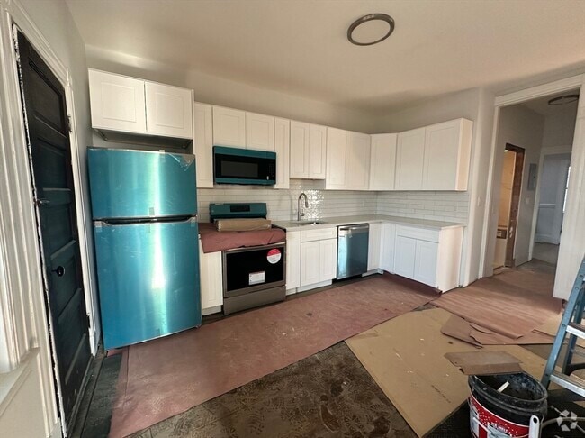 Building Photo - 28A Story St Unit 2 Rental