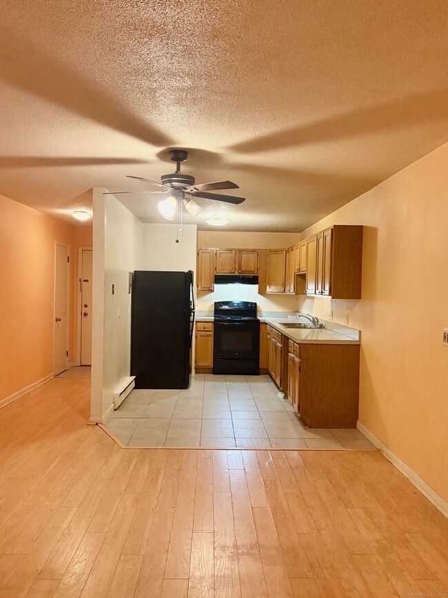 Photo - 1730 State St Unit APT 208