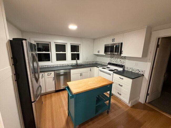 Building Photo - 26 Saint Elmo Rd Unit 26