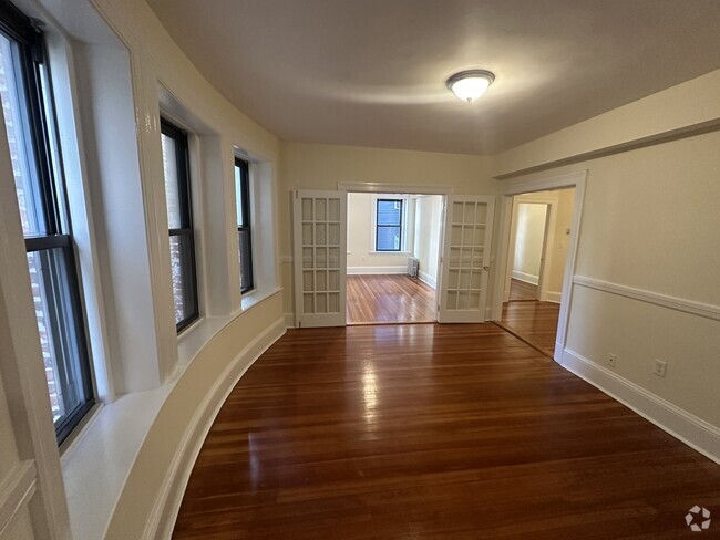 Building Photo - 885 Massachusetts Ave Unit 7 Rental