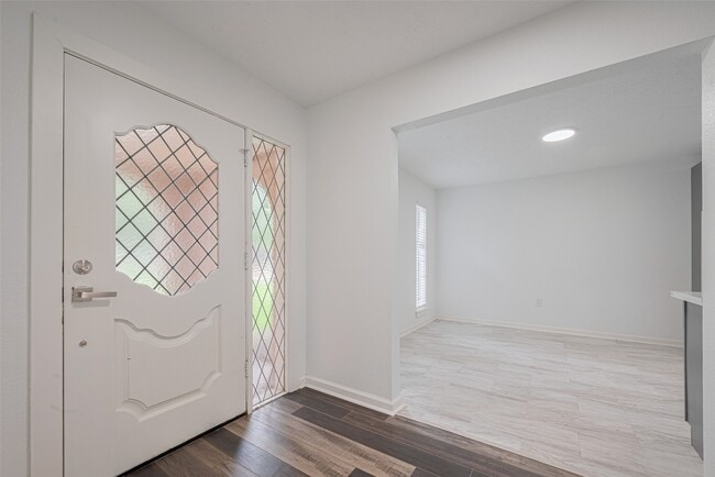 Photo - 5303 Lookout Mountain Dr