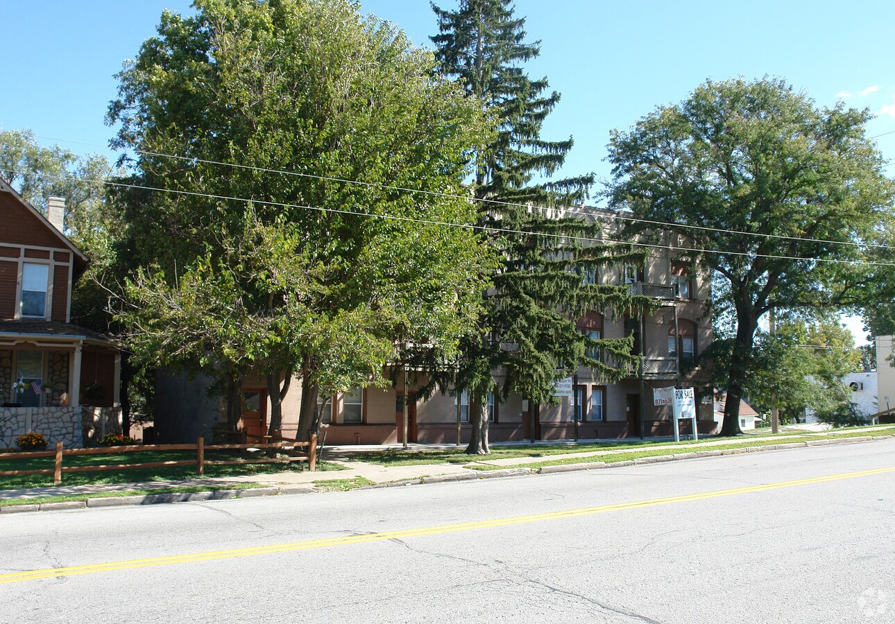 Photo - Centaur Apartments