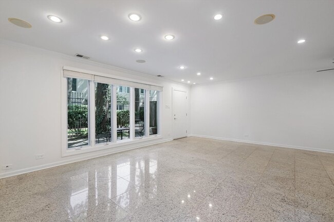 Photo - 1073 S Park Terrace