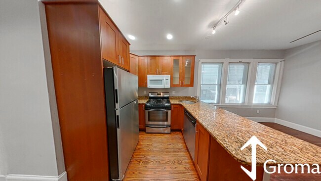 Photo - 737 Parker St Unit 1