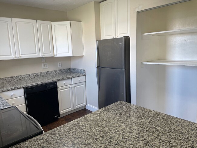 Photo - 904 Forestdale Ave