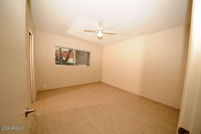 Photo - 1320 E Bethany Home Rd