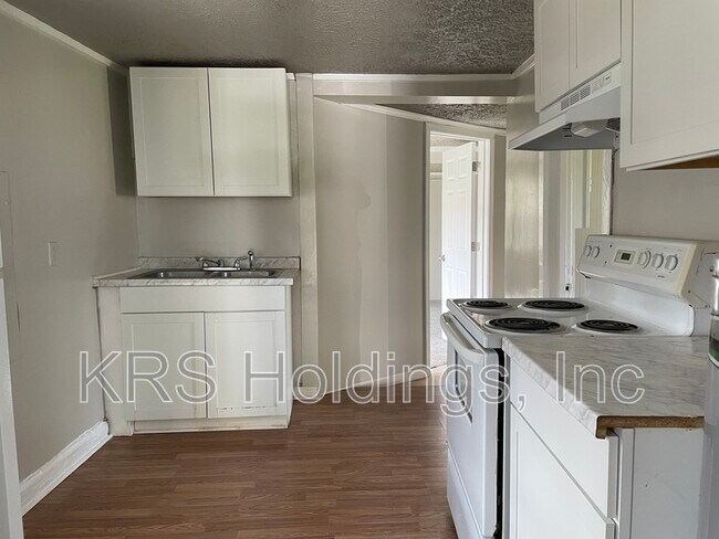 Photo - 1014 43rd St