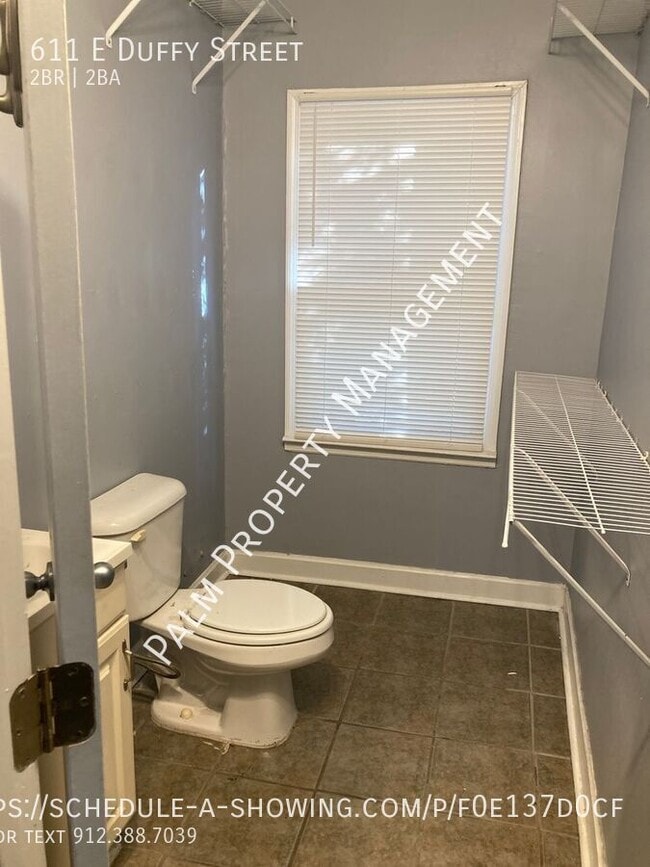 Photo - 611 E Duffy St