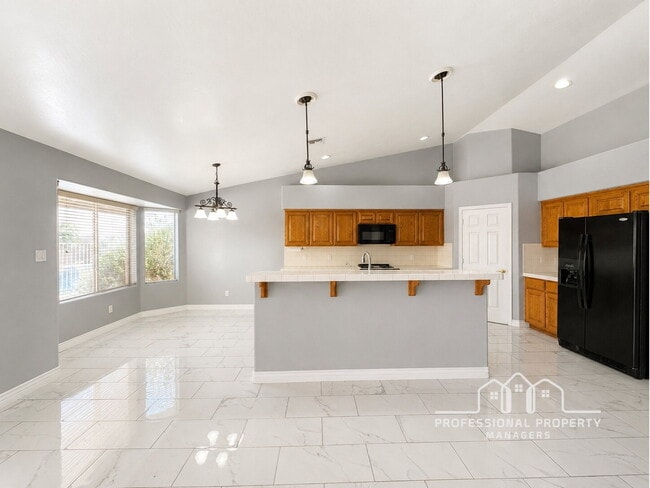 Photo - 4-bedroom, 3-bathroom home in Parkway Place