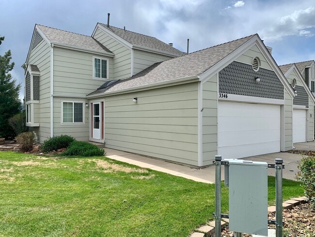 Photo - Cozy 2 Bedroom Townhome Nestled in Quiet Gated Community
