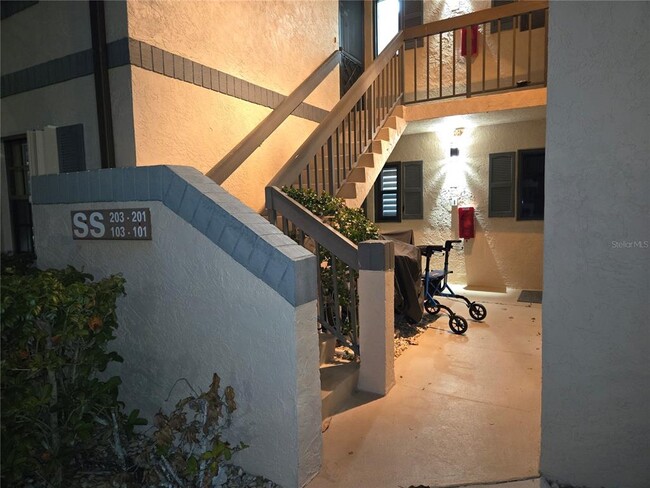 Building Photo - 19505 Quesada Ave Unit SS103