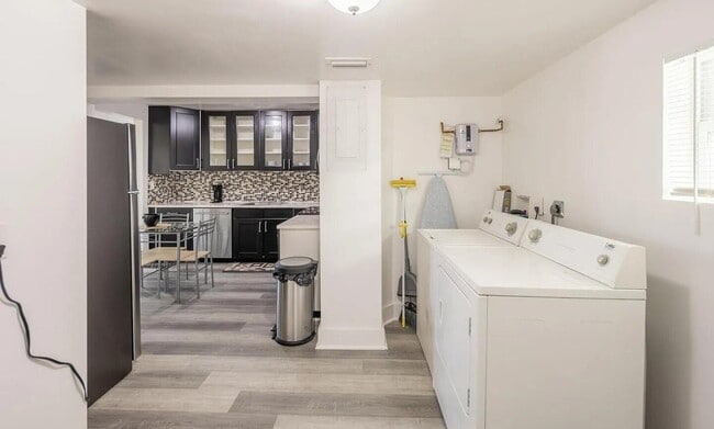 Photo - 3120 SW 12th Pl