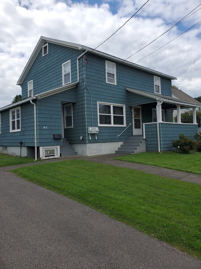 Building Photo - 163 N Harrison St Unit 1