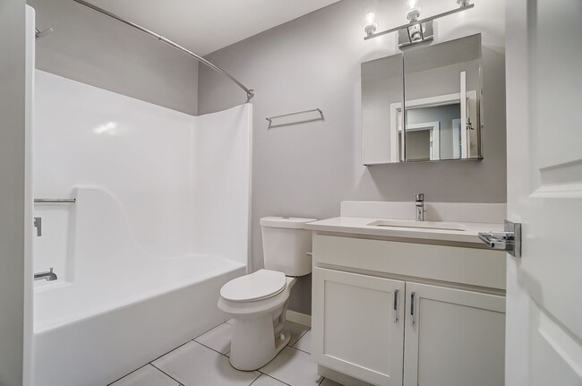 Photo - Chardon Place Apartments and Townhomes