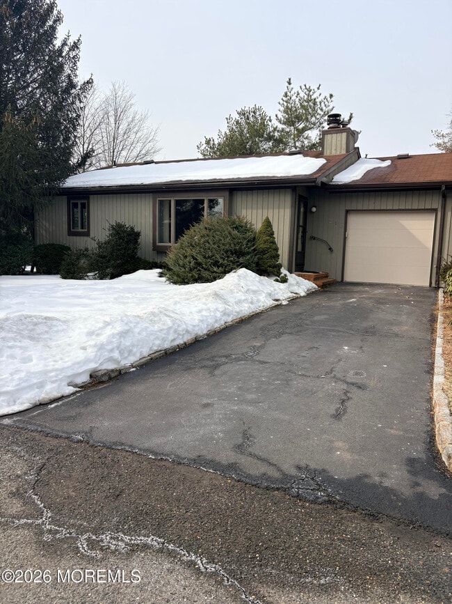 Building Photo - 210 Henderson Ct Unit 84