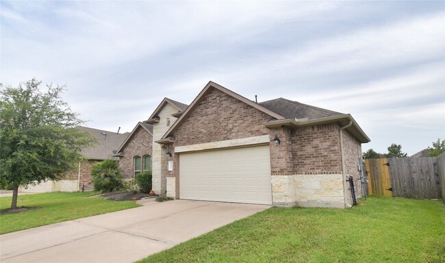 Photo - 5607 S Denham Ridge Ln