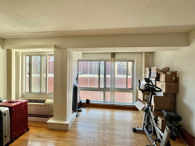 Photo - 4 Trowbridge Pl Unidad 3C