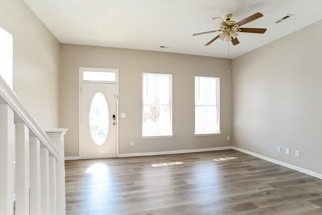 Photo - 4248 Spring Oak Dr