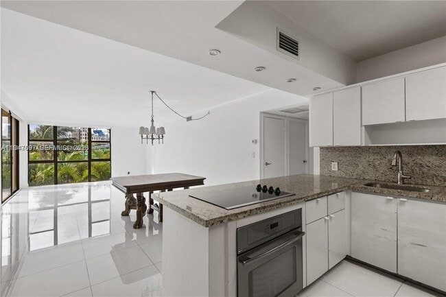 Photo - 20335 W Country Club Dr Unit 209