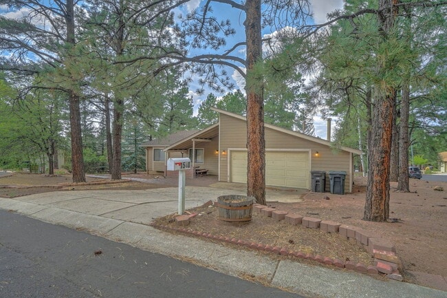 Photo - 1540 Spanish Moss Way