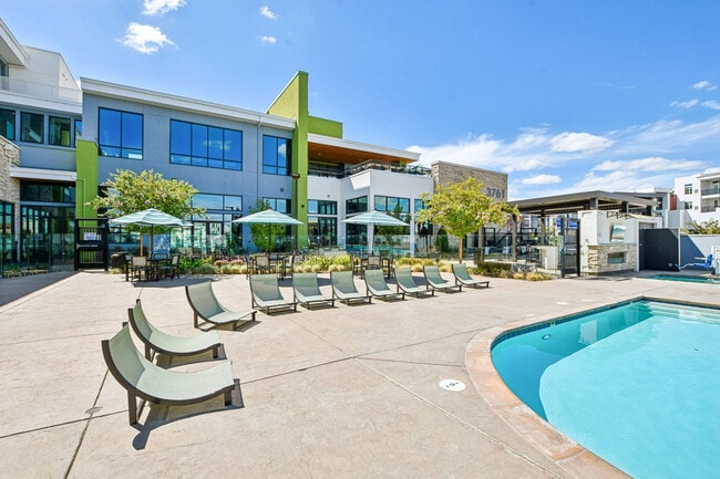 Zeta Apartments