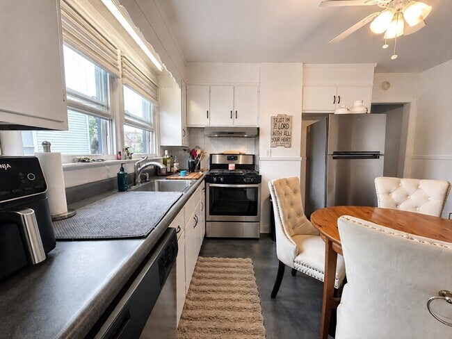 Photo - 88 Revere Beach Pkwy Unit 2