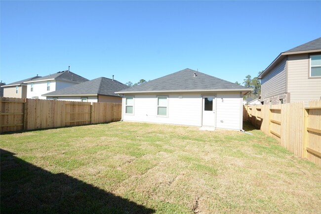 Photo - 1319 Winding Willow Dr