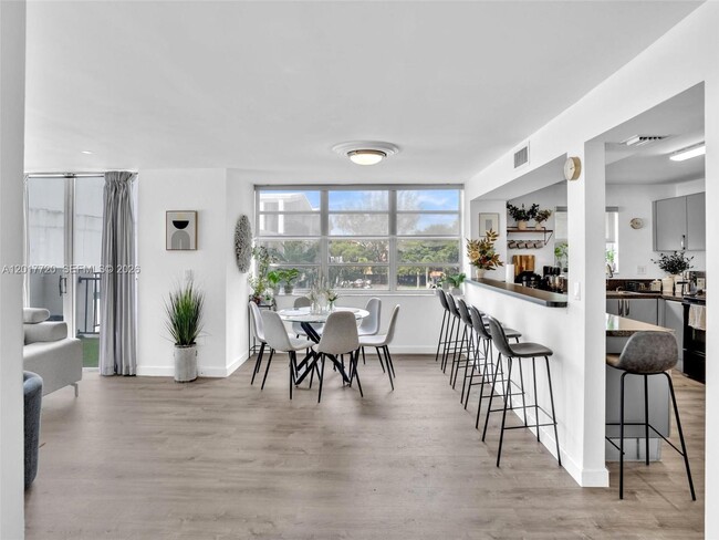 Photo - 2780 NE 183rd St Unit 302