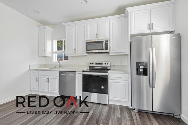 Photo - Amazing Two Bedroom Walk-Up with Spacious ... Unidad 6742.5