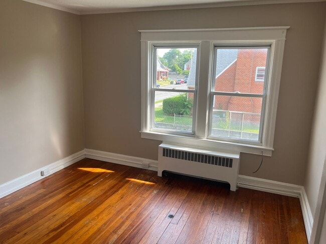 Photo - 844-844 Summit Ave Unit 842 - 2